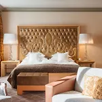 Carlton - The Leading Of The World 5* Σεντ Μόριτζ