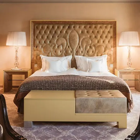 Carlton - The Leading Of The World St. Moritz