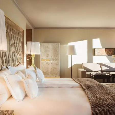 Hotel Carlton - The Leading Of The World St. Moritz