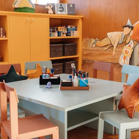 Hotel Carlton - The Leading Of The World