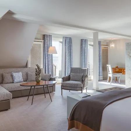 Carlton - The Leading Of The World St. Moritz