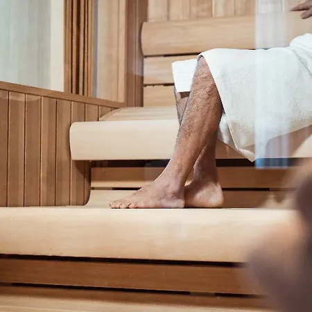 Carlton - The Leading Of The World St. Moritz