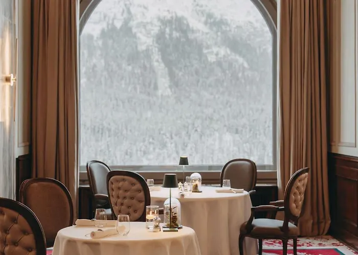 Hotel Carlton - The Leading Of The World