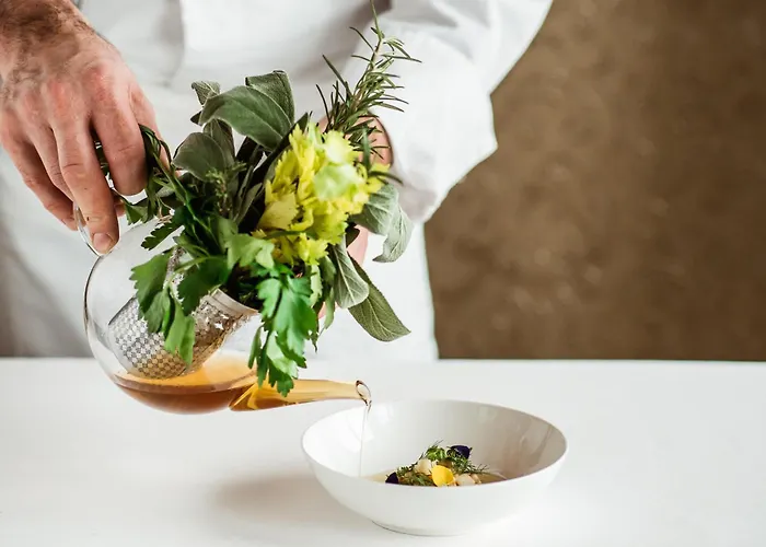 Carlton - The Leading Of The World 5*