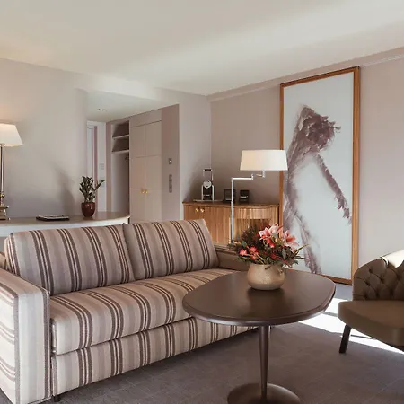 Carlton - The Leading Of The World Hotel