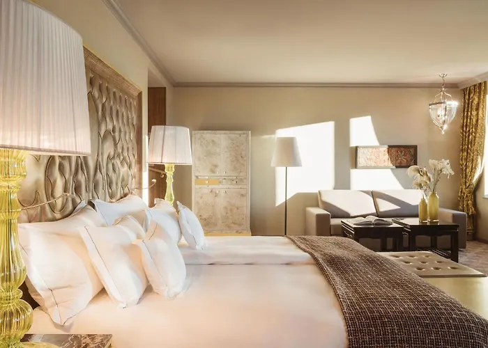 Hotel Carlton - The Leading Of The World St. Moritz