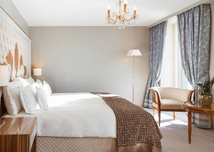 Carlton - The Leading Of The World St. Moritz