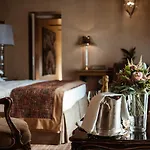 Hotel Carlton - The Leading Of The World