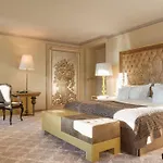 Hotel Carlton - The Leading Of The World