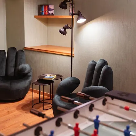 ホテル Carlton - The Leading Of The World サンモリッツ