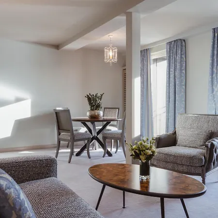 Carlton - The Leading Of The World 5* St. Moritz